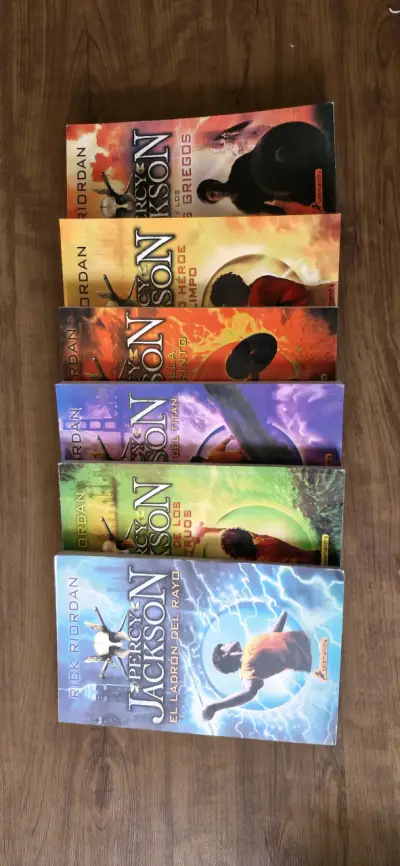 Colección de libros Percy Jackson de Rick Riordan - miniatura 2