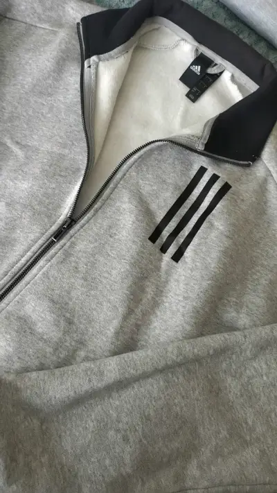 Chaqueta deportiva gris Adidas con cierre - miniatura 2
