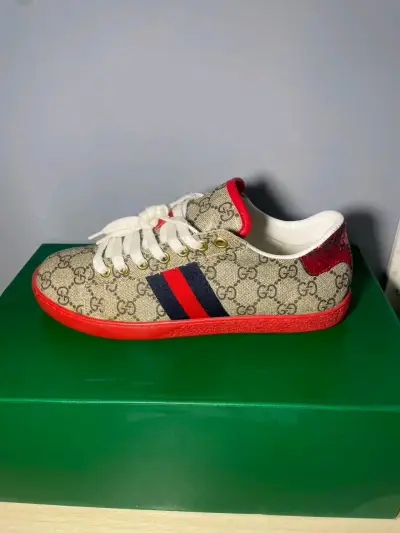 Zapatillas Gucci para niños con diseño clásico - miniatura 2