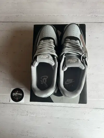 Zapatillas Nike Air Force 1 negras y grises - miniatura 4