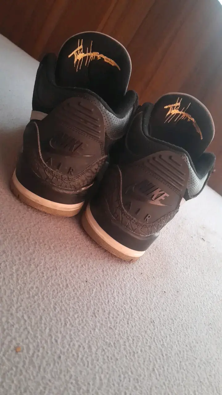 Zapatillas Nike Air Jordan negras originales - 3