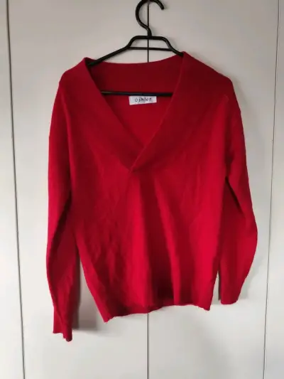 Suéter rojo de cachemira para mujer - miniatura 2