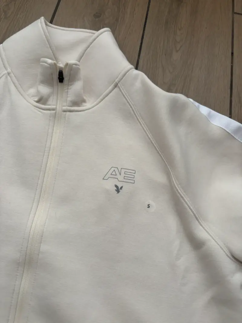 Chaqueta deportiva beige American Eagle - 2
