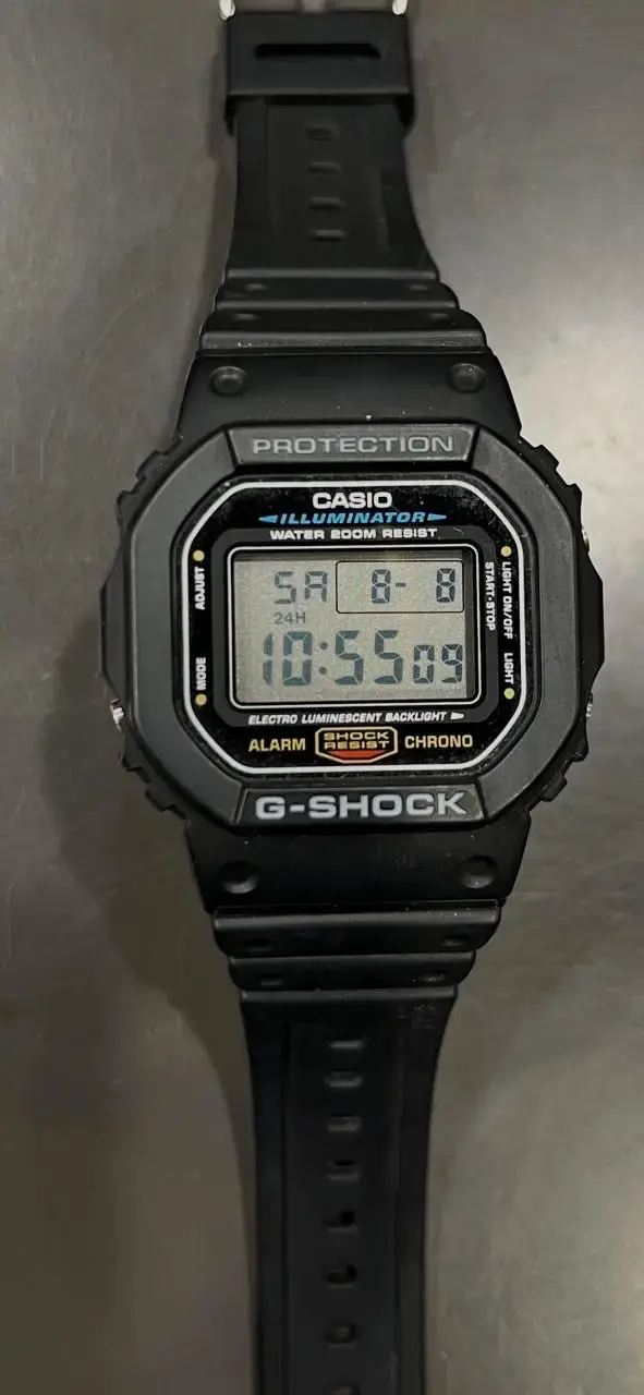 Reloj Casio G-Shock DW-5600E Resistente al Agua - 1