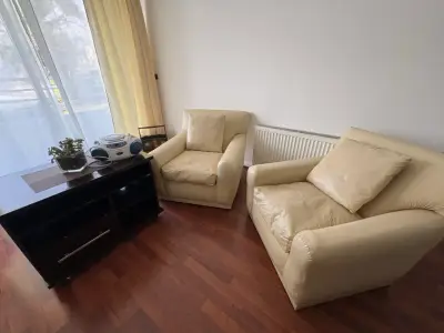 Juego de sillones beige en buen estado - miniatura 1