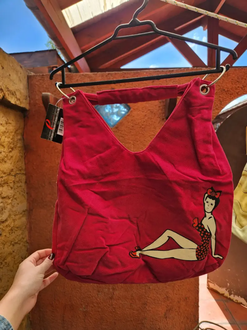 Bolso retro de mujer - 1