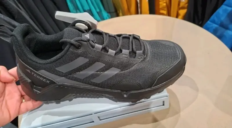 Zapatillas de senderismo negras Adidas Terrex