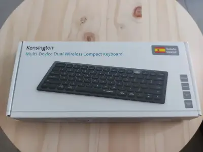 Teclado inalámbrico compacto Kensington negro - miniatura 3