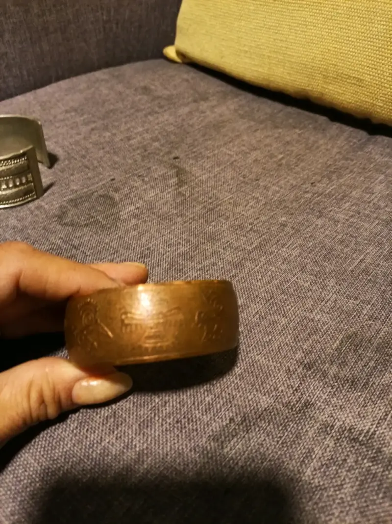 Brazalete de cobre grabado artesanal - 1