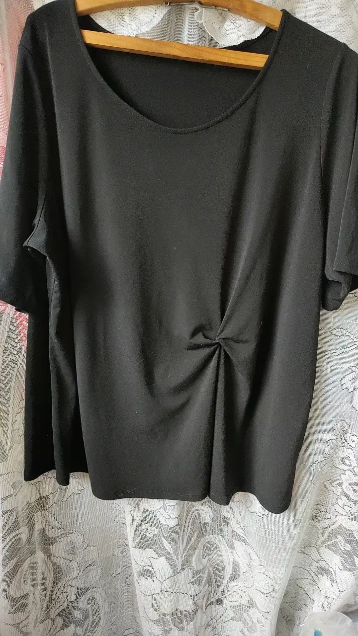 Blusas y tops para mujer en varios estilos - 1