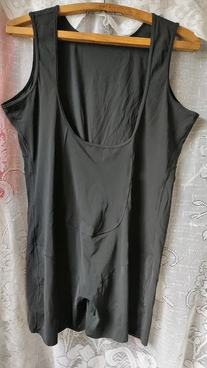 Blusas y tops para mujer en varios estilos - 4