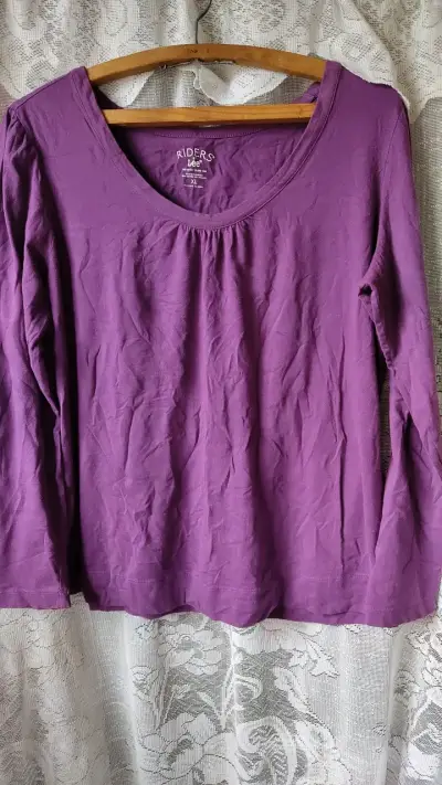 Blusas y tops para mujer en varios estilos - miniatura 6