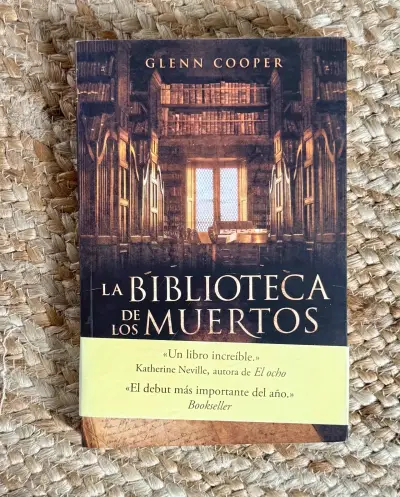 Libro 'La Biblioteca de los Muertos' de Glenn Cooper - miniatura 2