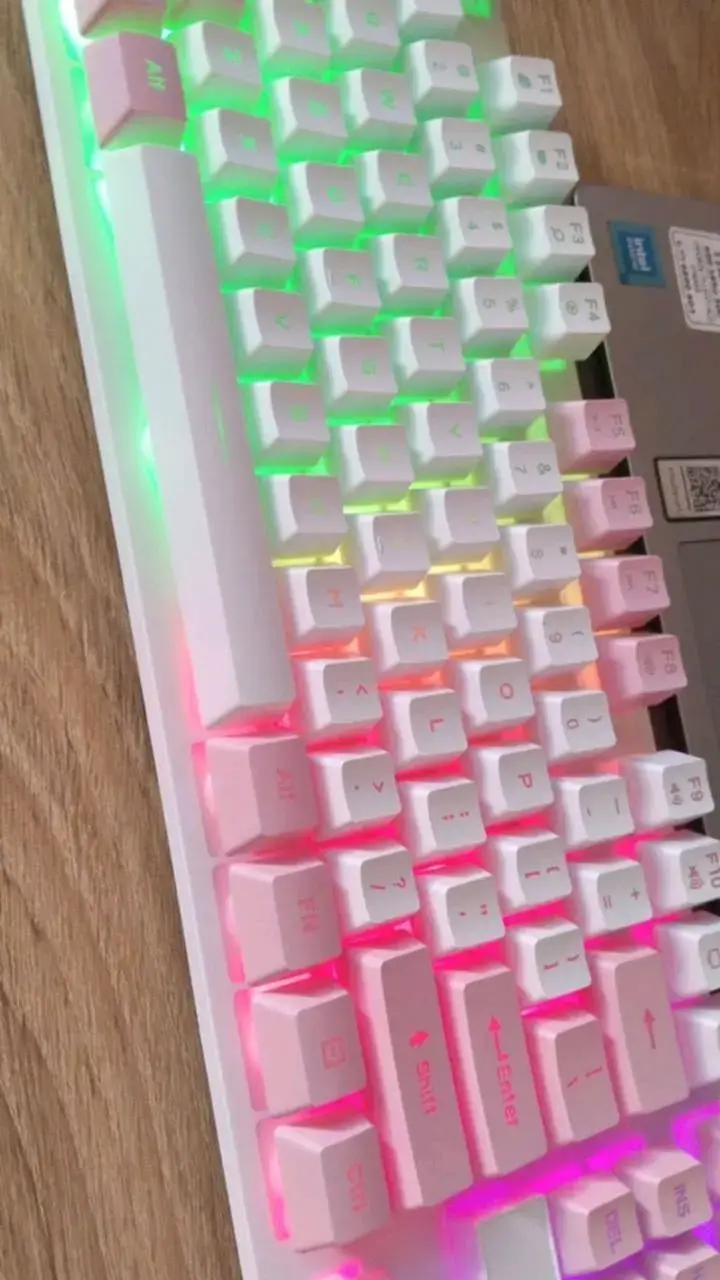 Teclado mecánico RGB retroiluminado - 1