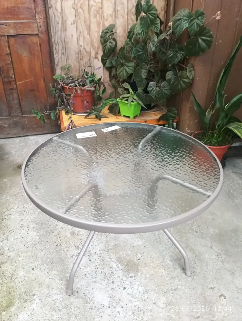 Mesa de Vidrio Redonda para Exterior - 2