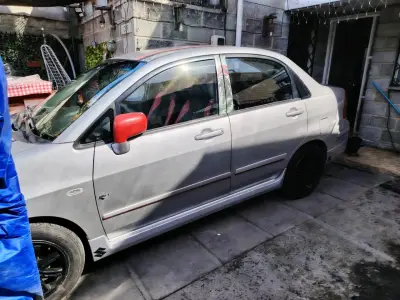 Auto Suzuki Aerio 2006 en buen estado - miniatura 2