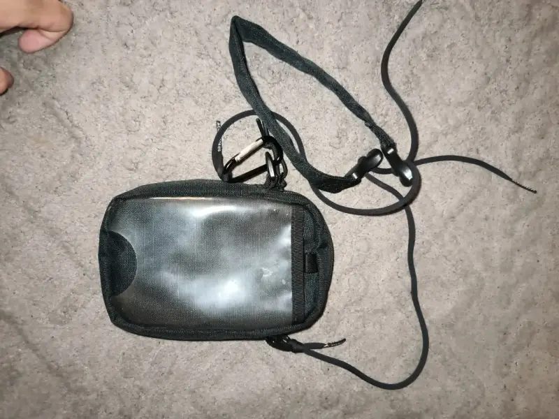 Bolso bandolera negro Converse pequeño - 2