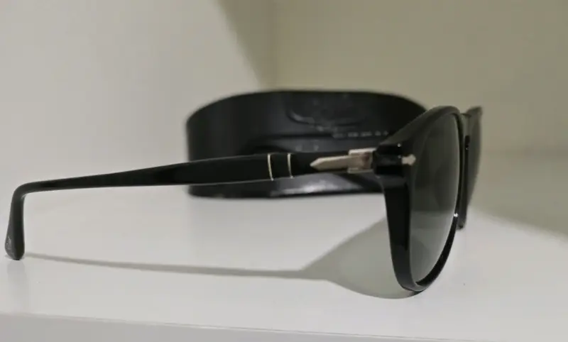 Gafas de Sol Persol Negras Clásicas - 2