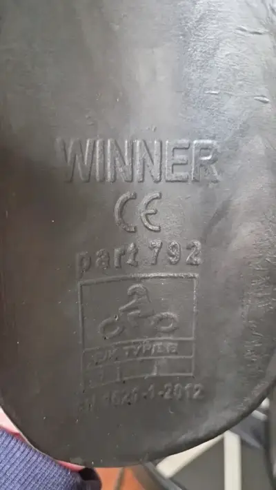 Rodilleras de protección Winner para motocicleta - miniatura 3