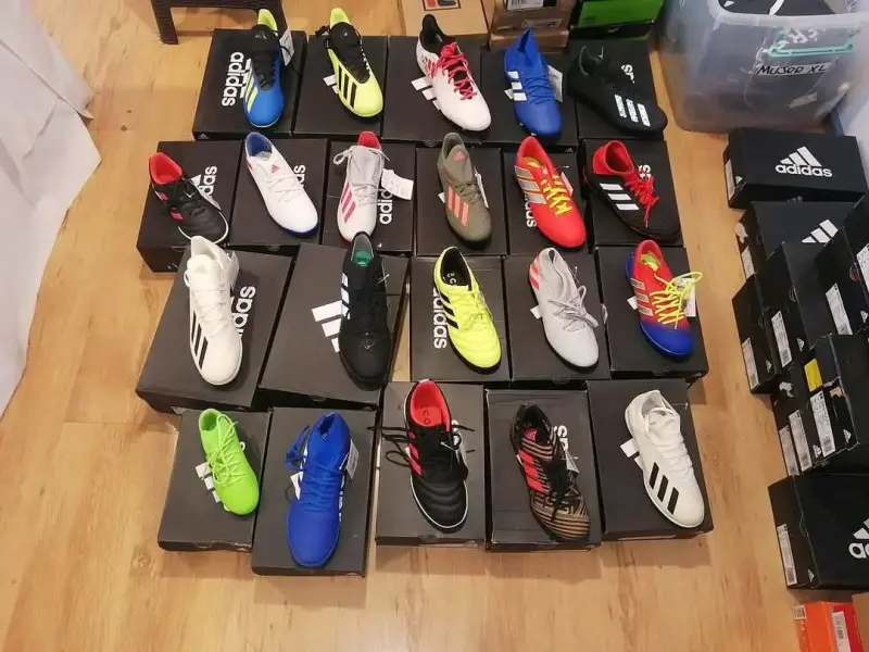 Lote de zapatillas deportivas Adidas y Nike - 1