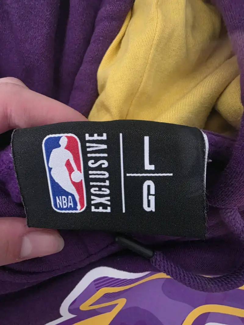 Polerón NBA Lakers morado con capucha - 2