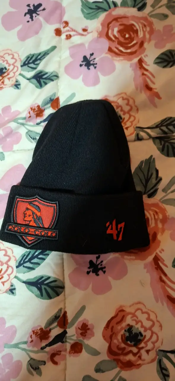 Gorro negro Colo-Colo con logo bordado - 2