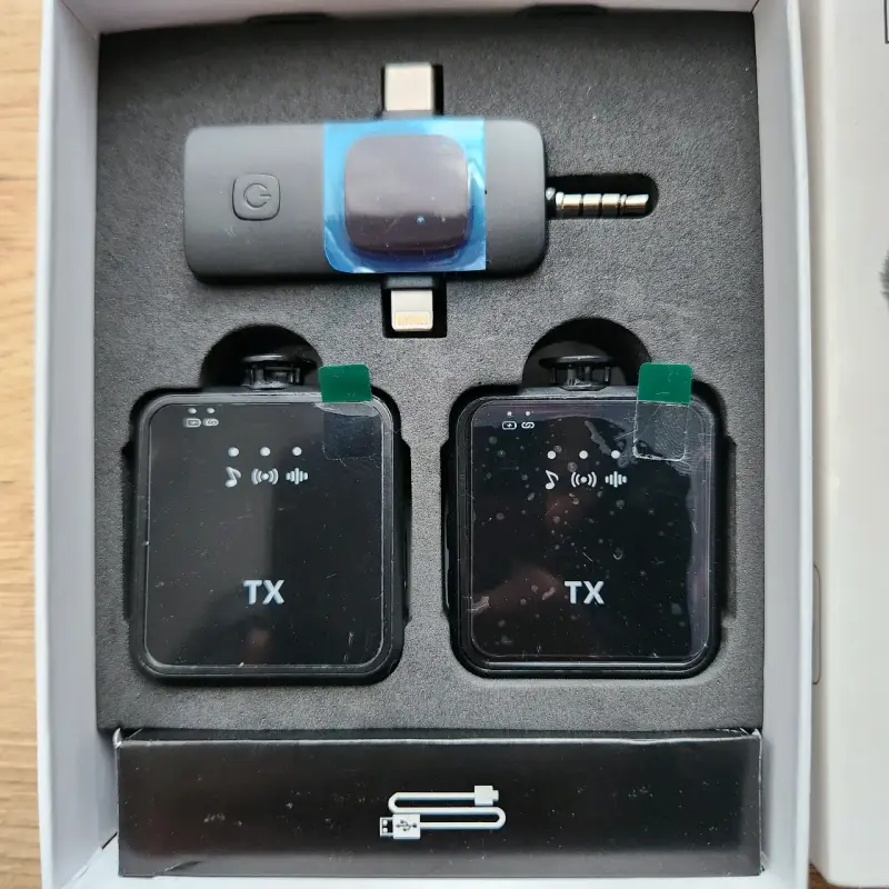 Micrófono Inalámbrico F11-2 con Doble Transmisor - 3