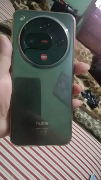 Nubia Focus 2 5G con cámara de 108 MP - miniatura 1
