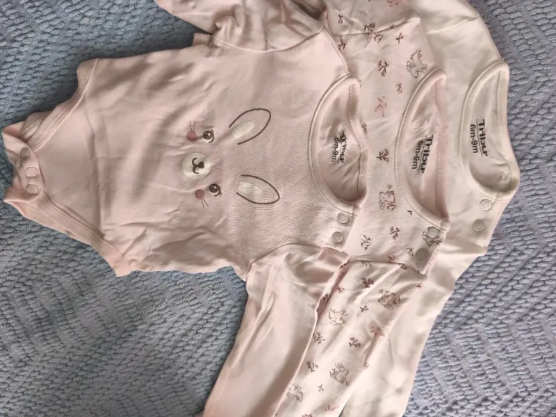 Conjunto de 8bodies para bebé niña 3-6 y 6-9 meses - 1
