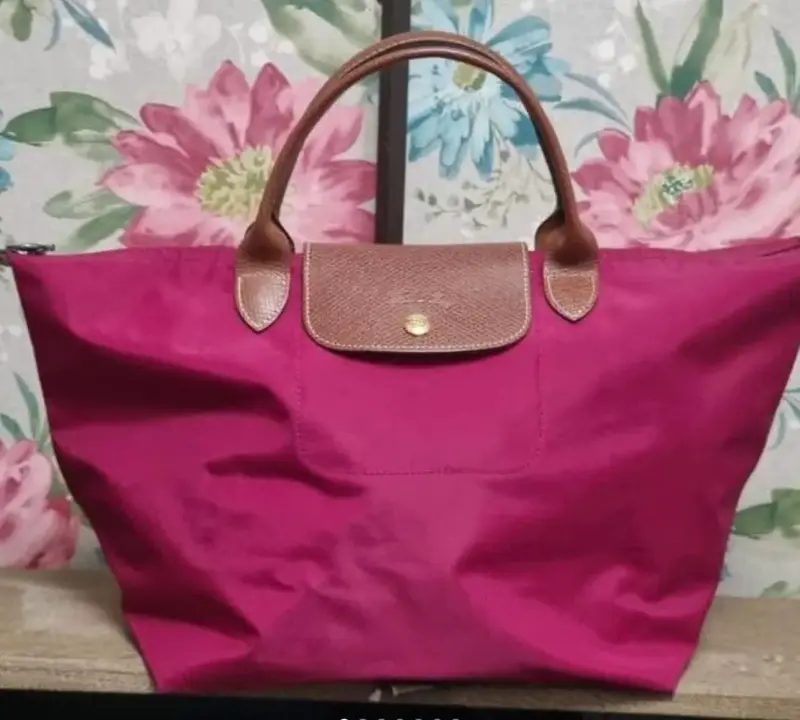 Bolso tote fucsia con asas de cuero - 1
