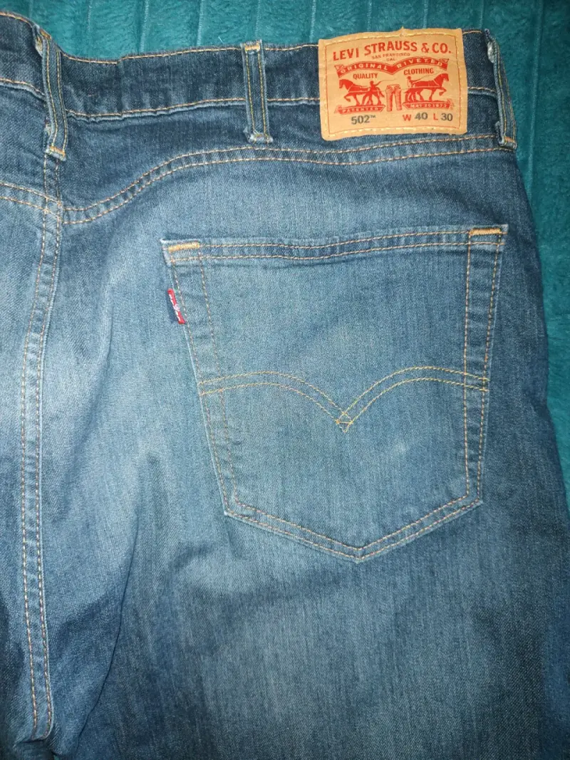 Jeans Levi's 505 y 502 para hombre en varios colores - 4