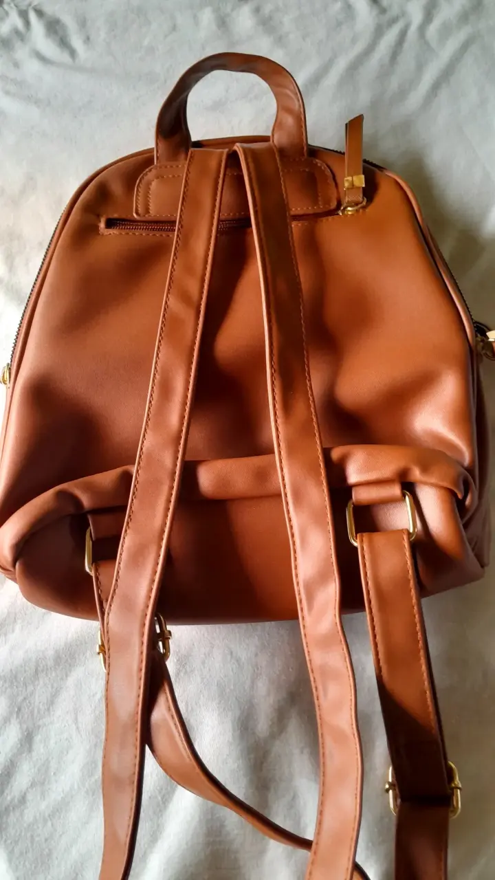 Mochila de cuero sintético Alaniz marrón - 3