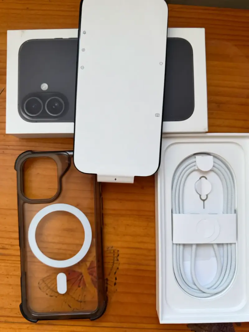 iPhone 16 en excelente estado - 3