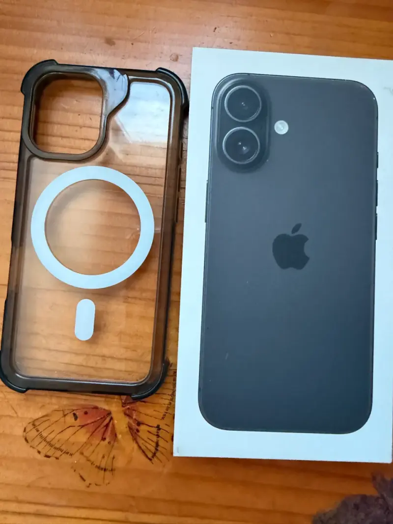 iPhone 16 en excelente estado - 4