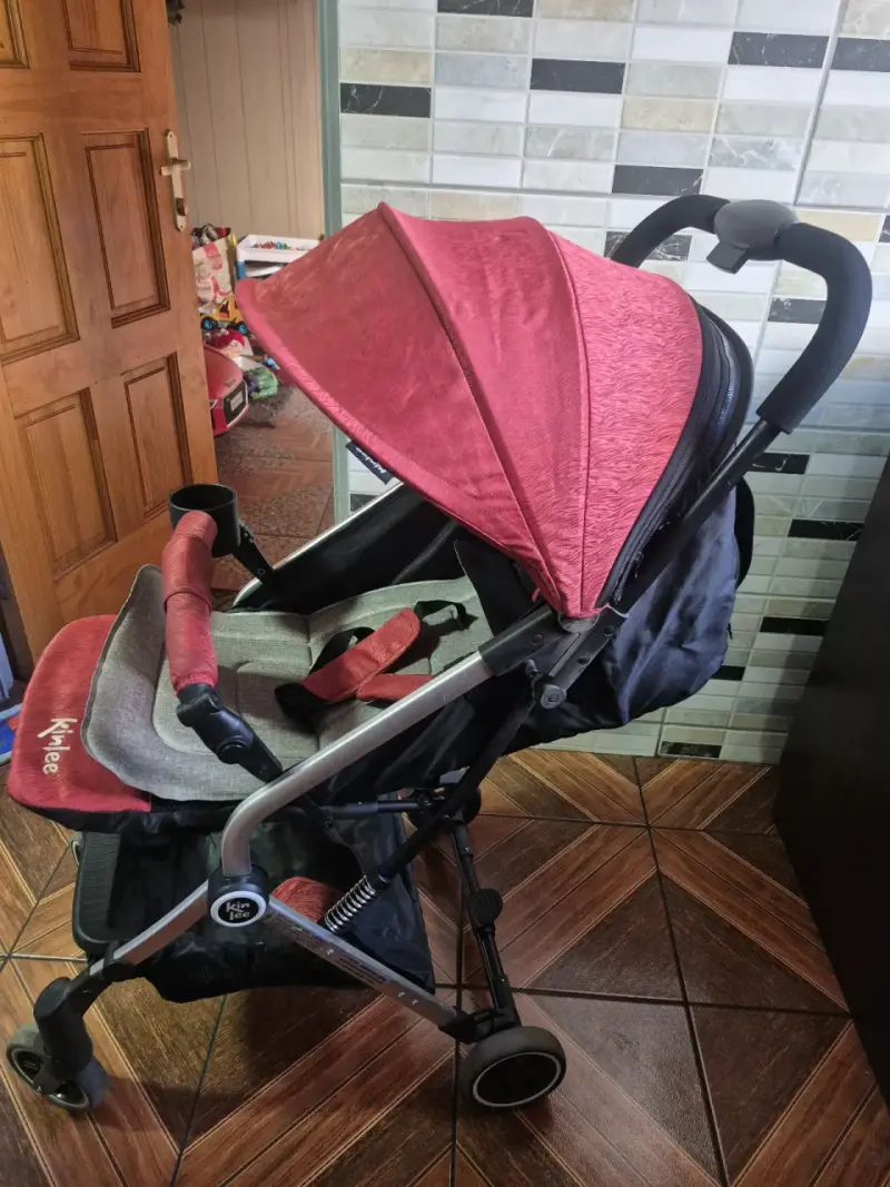 Coche de bebé plegable Kinlee rojo - 1