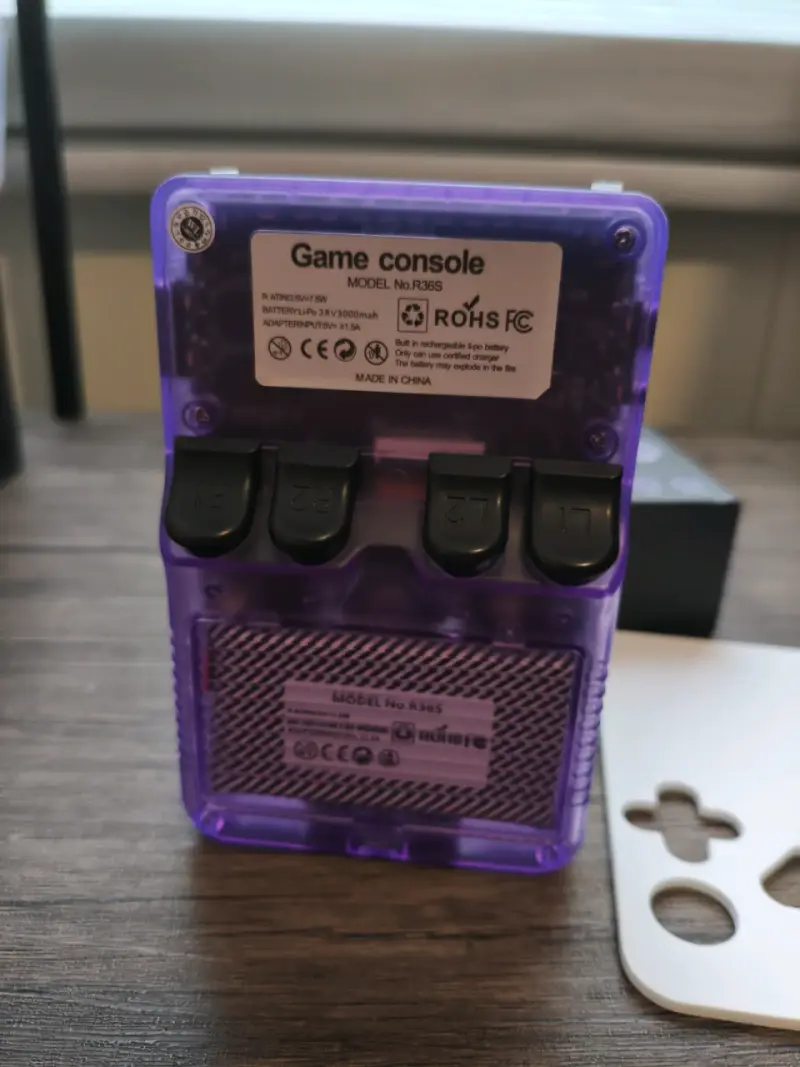 Consola Retro R36S Morada + Caja y Accesorios - 6