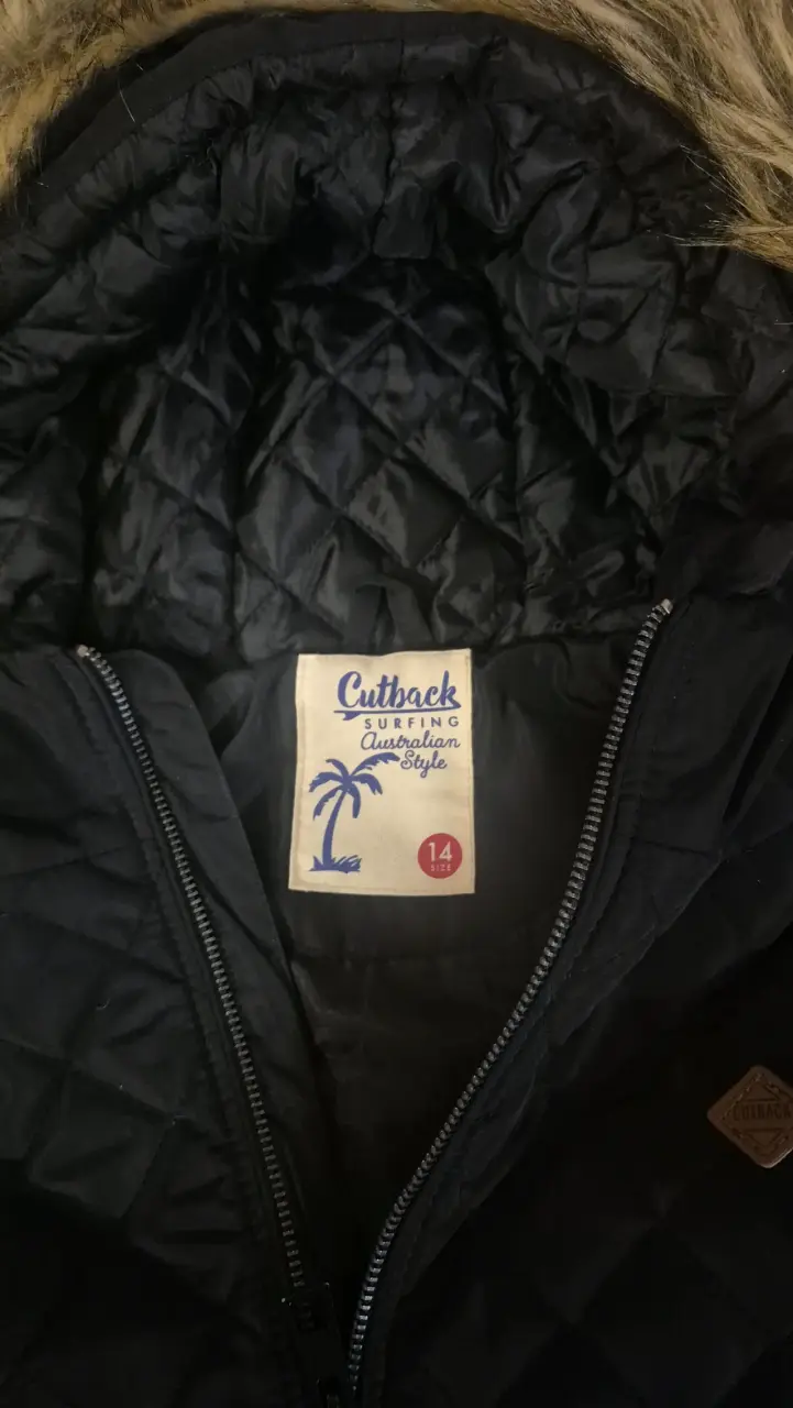 Chaqueta acolchada con capucha Cutback negra - 4