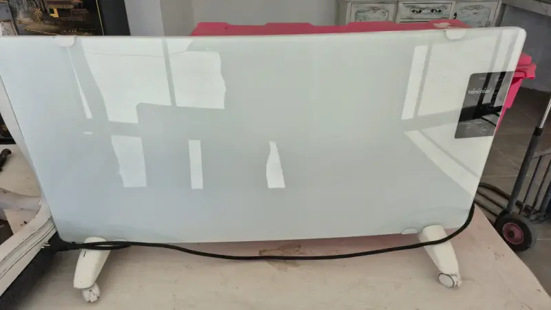 Calefactor eléctrico Toyotomi de vidrio