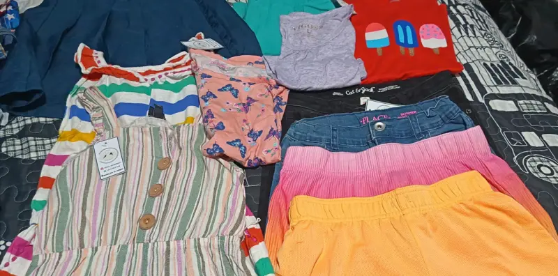 Lote de ropa infantil variada - 6