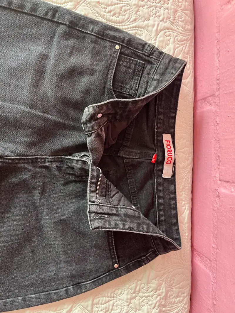 Jeans ajustados de mezclilla negros para mujer - 3