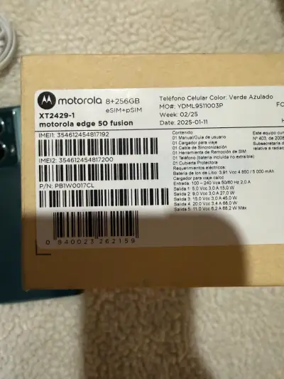 Smartphone Motorola Edge 50 Fusion con caja - miniatura 5