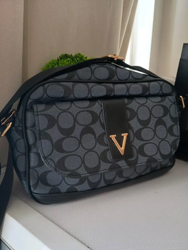Bolso bandolera con diseño de círculos