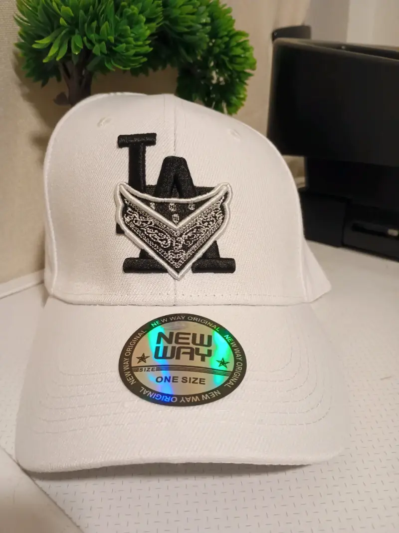 Gorra New Way LA en varios colores