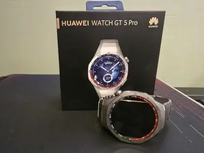 Huawei Watch GT 5 Pro Titanium con GPS - miniatura 3