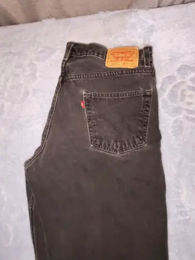 Jeans Levi's negros relajados para hombre y mujer - miniatura 4
