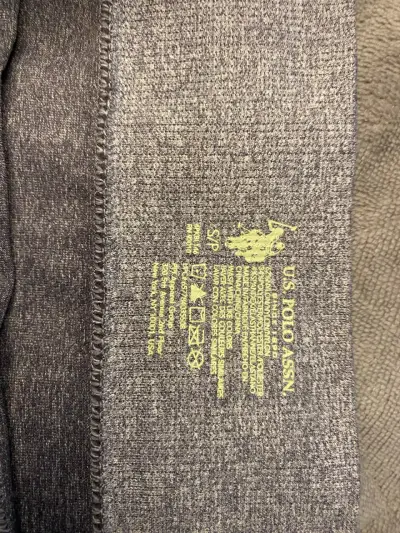 Shorts deportivos grises US Polo Assn - miniatura 2