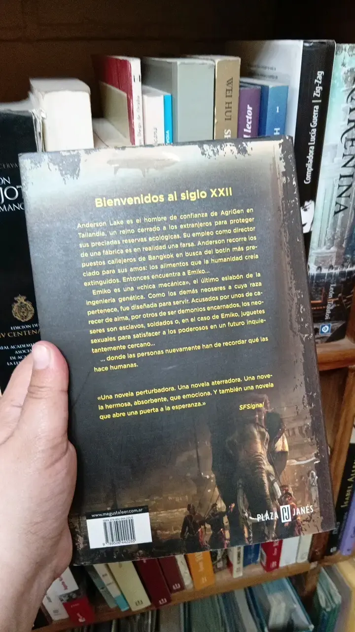 Libro La Chica Mecánica de Paolo Bacigalupi - 2