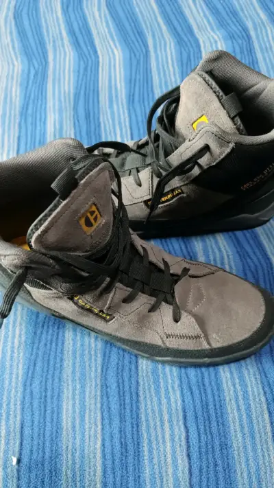 Botas  Caterpillar - miniatura 5