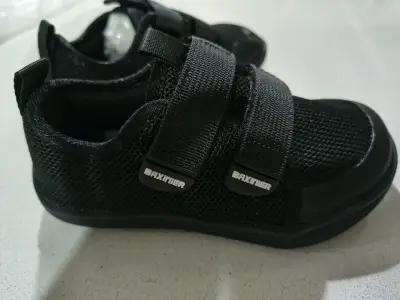 Zapatillas negras para niños Braxiner con velcro - miniatura 1