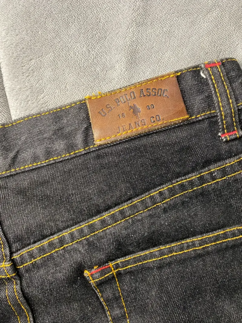 Jeans oscuros U.S. Polo Assn para hombre - 4